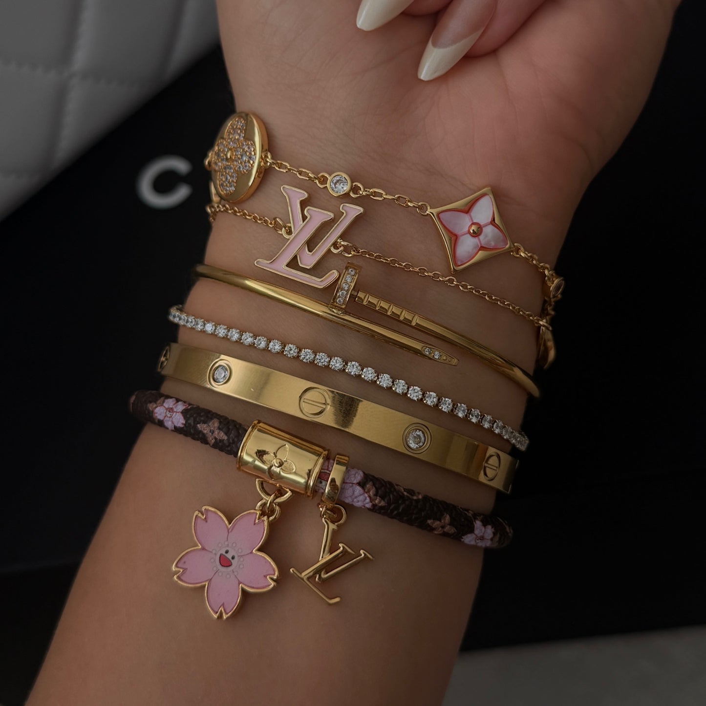 Alara bangle thick stoned
