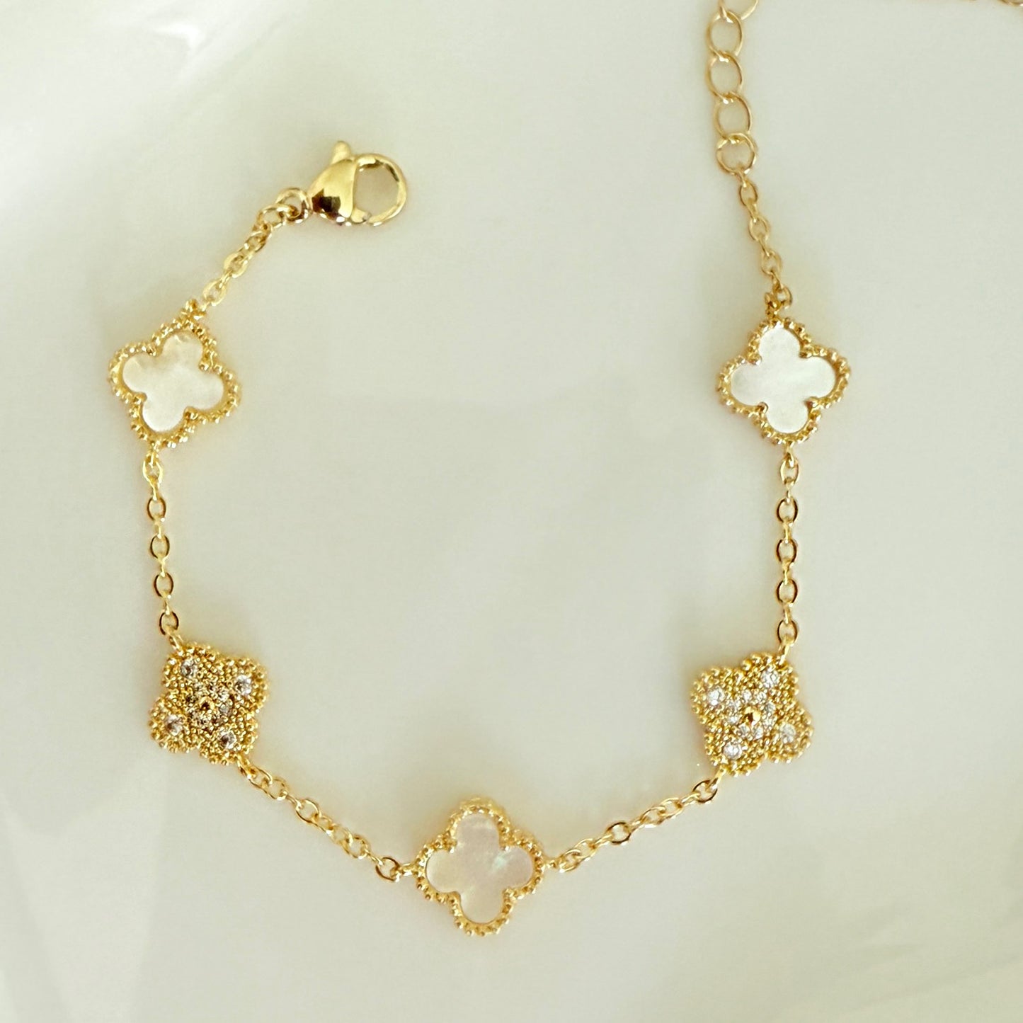 Melis mini clover bracelet