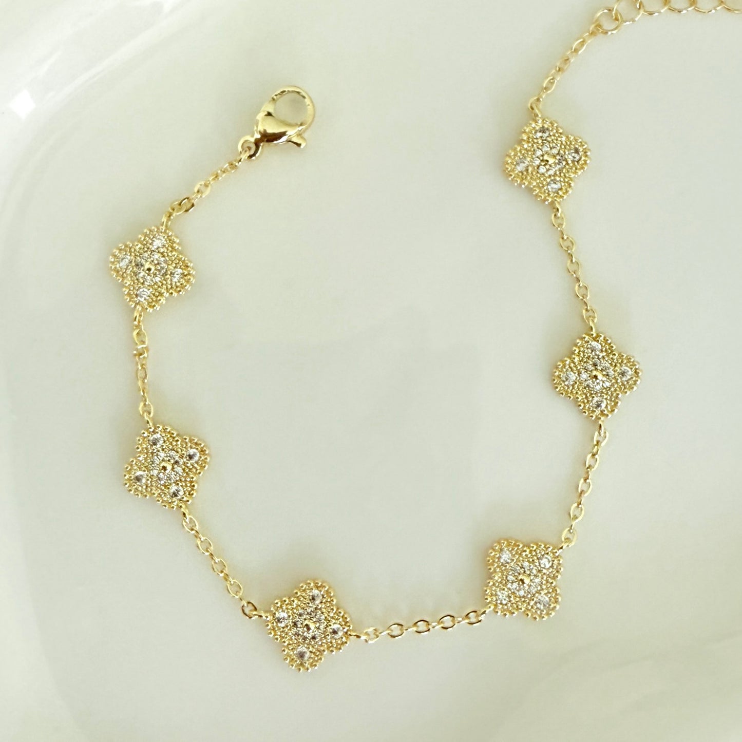 Melis mini clover bracelet