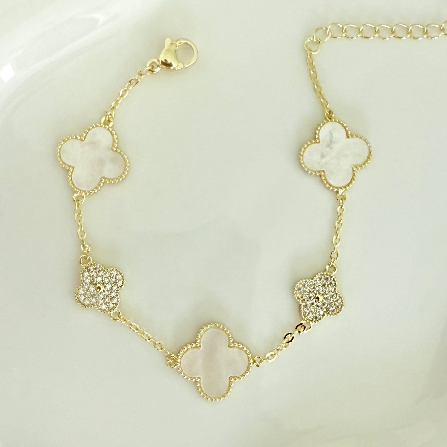 Melis big clover bracelet