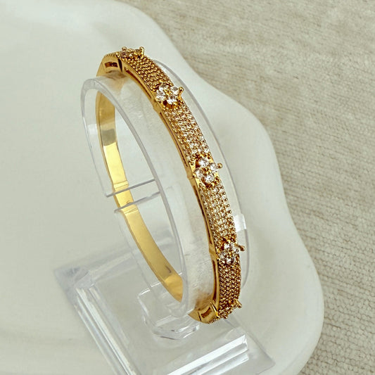 Hailey bangle